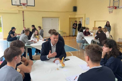 Iespejo-lidzalibu_diskusija_ar_politikiem-16