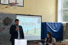 Iespejo-lidzalibu_diskusija_ar_politikiem-4