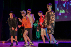 Izklausies_redzets_26-18