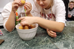 Mazie_pavari_gatavo_est-1