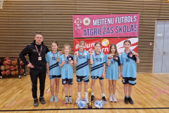 meitenu_futbols_4-5_klase_1_vieta