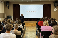 Satversmes_gtiesas_parstavji_viesojas_Brocenu_vidusskola-3