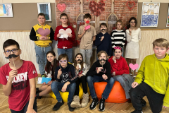 5.b klase kopbilde pie Valentīndienas noformējuma