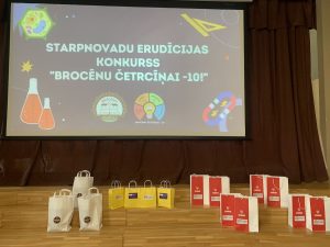 Starpnovadu erudīcijas konkurss “Brocēnu četrcīņai – 10!”