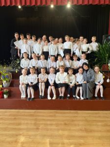 Sirdī prieks un dejas solis Viesatās!